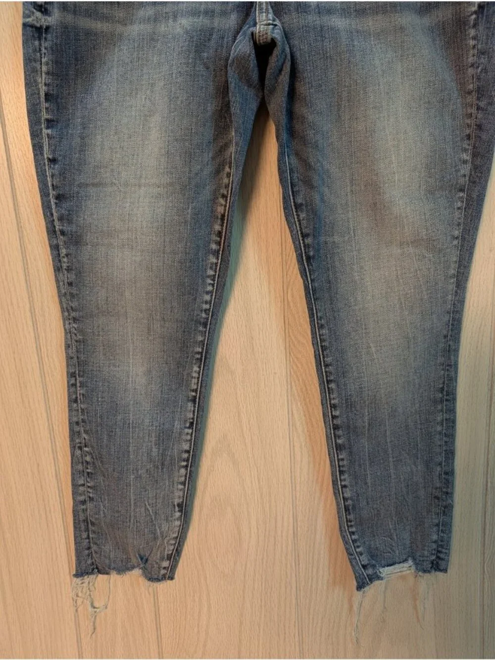 BKE Gabby Raw Hem Jeans sz 26 29x23 Curvy Fit High Rise Raw Hem Skinny